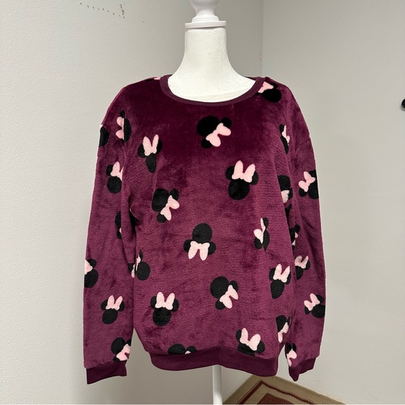 Purple Disney Sweater with Minnie Mouse - Picture 1 of 6